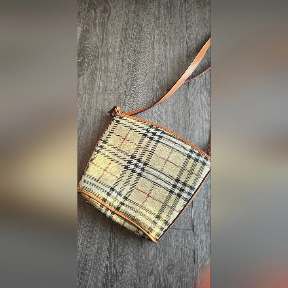 Beige Plaid Crossbody Bag – Braciano Leather Trim British-Inspired Preppy Style - Picture 11 of 13